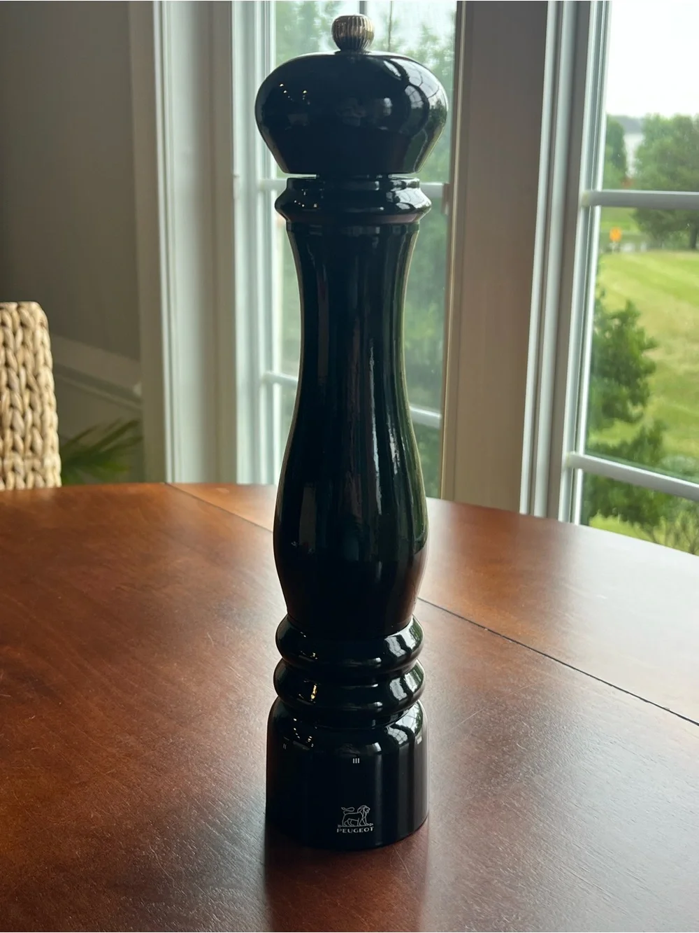 Peugeot Paris U'Select Pepper Mill, 13.35 total Inches tall, Black Lacquer